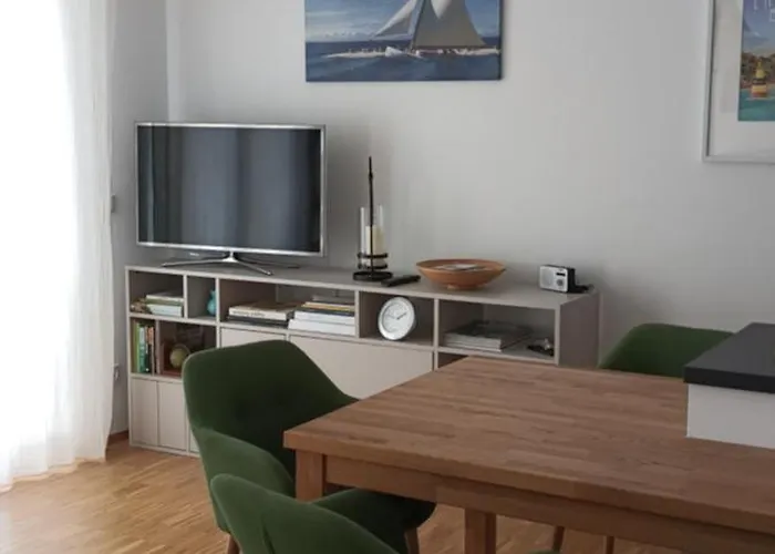 Wunderschoene Ferienwohnung Direkt An Der Elbe, Alt-Und Neustadtnaehe